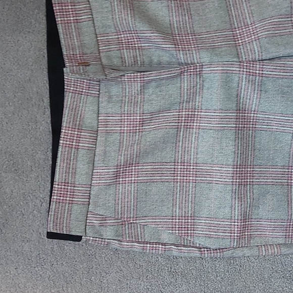 Le Chateau Ankle Pants - Picture 2 of 4